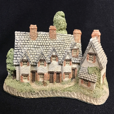 David Winter Cottages - The Craftsmen's Cottages
